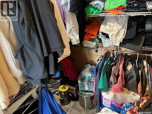 158 Municipal Road, Coronach, SK - Indoor With Storage