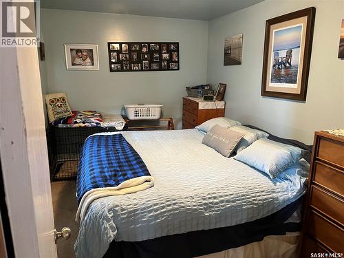 158 Municipal Road, Coronach, SK - Indoor Photo Showing Bedroom