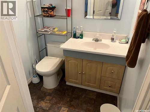 158 Municipal Road, Coronach, SK - Indoor Photo Showing Bathroom