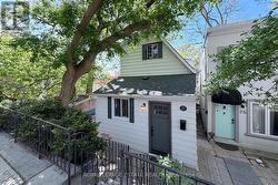 27 SYCAMORE PLACE Toronto, ON M4E 1K3