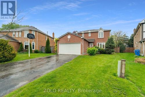 272 ELMAN CRESCENT  Newmarket, ON L3Y 7X4