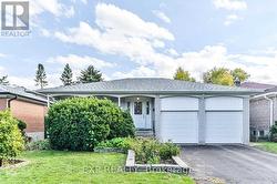 23 MARKHAVEN ROAD Markham, ON L3R 1T8