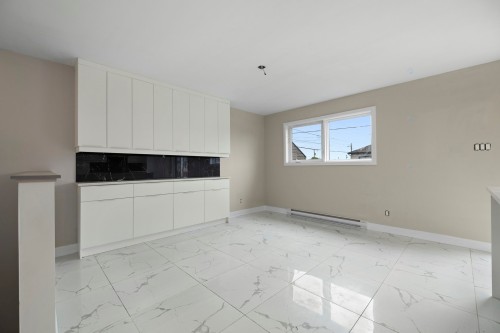 Salle à manger - 25 Rue Lasselle, Huntingdon, QC - Indoor Photo Showing Other Room