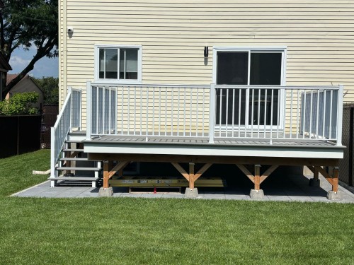 Back of Structure - 12404 Rue Ferdinand-Bastien, Montréal (Rivière-Des-Prairies/Pointe-Aux-Trembles), QC - Outdoor With Deck Patio Veranda