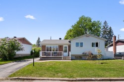 325 Rue Joseph-Guay  Terrebonne (Terrebonne), QC J6W 4S5