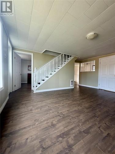 5A Bank Street, St Bernards Jacques Fontaine, NL 