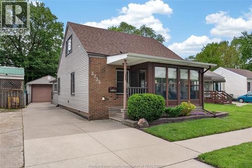 3733 VAUGHAN STREET  Windsor, ON N9C 1Z6