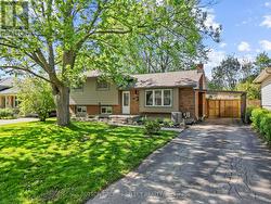 14 NOTRE DAME CRESCENT  London South (South O), ON N6J 2G1