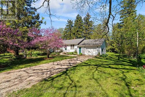 68 WILLIAM STREET  Huron East (Egmondville), ON N0K 1G0