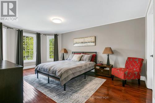 930 Maramis Court, Mississauga, ON - Indoor Photo Showing Bedroom