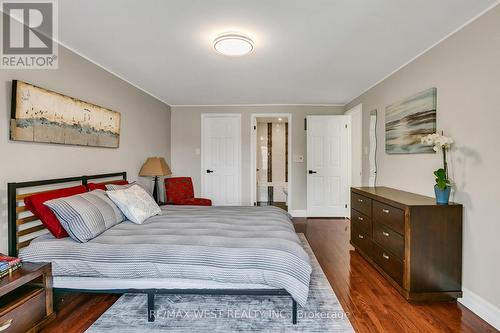 930 Maramis Court, Mississauga, ON - Indoor Photo Showing Bedroom