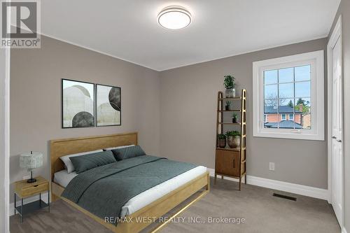 930 Maramis Court, Mississauga, ON - Indoor Photo Showing Bedroom