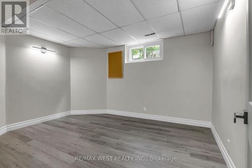 930 Maramis Court, Mississauga, ON - Indoor Photo Showing Other Room
