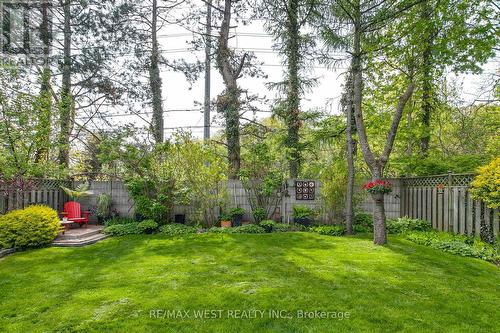 930 Maramis Court, Mississauga, ON - Outdoor