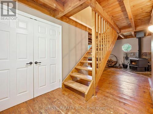 8 Scott Crescent, Erin, ON - Indoor Photo Showing Other Room