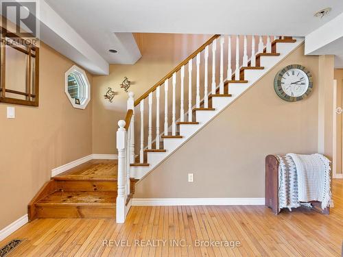 8 Scott Crescent, Erin, ON - Indoor Photo Showing Other Room