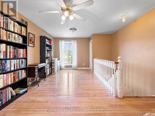 8 Scott Crescent, Erin, ON - Indoor Photo Showing Other Room