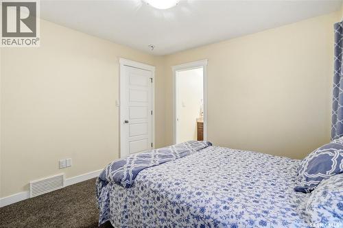 4 3960 7Th Avenue E, Regina, SK - Indoor Photo Showing Bedroom
