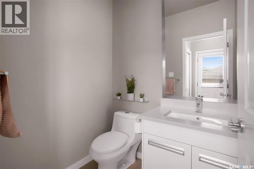 934 Stonebridge Common, Saskatoon, SK - Indoor Photo Showing Bathroom