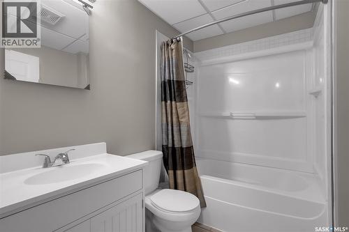 934 Stonebridge Common, Saskatoon, SK - Indoor Photo Showing Bathroom