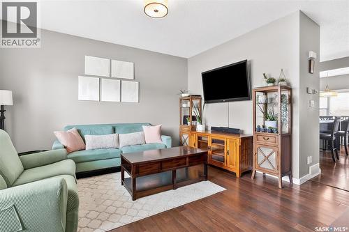 934 Stonebridge Common, Saskatoon, SK - Indoor Photo Showing Living Room