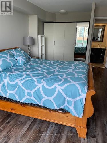 111 - 65 Ellen Street, Barrie, ON - Indoor Photo Showing Bedroom
