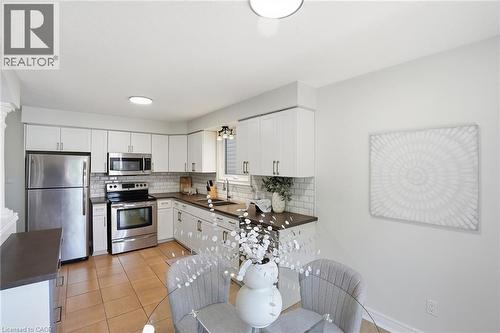 136 Marcy Crescent, Cambridge, ON - Indoor Photo Showing Kitchen With Double Sink