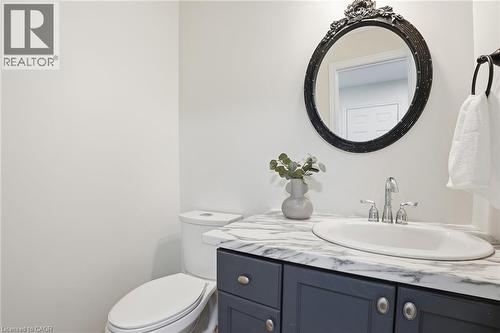 136 Marcy Crescent, Cambridge, ON - Indoor Photo Showing Bathroom