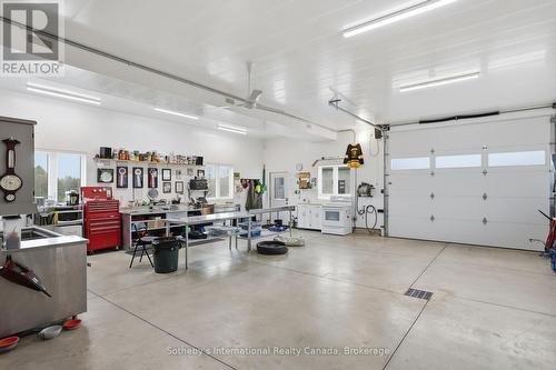 565332 Sideroad 7A, Grey Highlands, ON - Indoor Photo Showing Garage