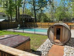 Pool / Sauna / Hot Tub - 
