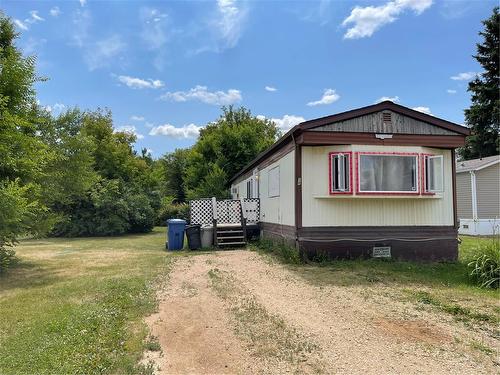 B14 1545 Main Street E, Swan River, MB 