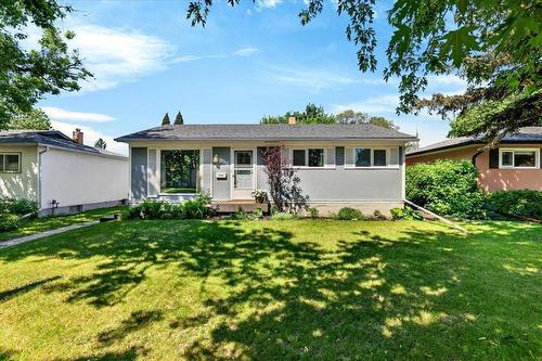 890 Parkdale Street  Winnipeg, MB R2Y 0X7