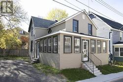 136 Biggings AVE Sault Ste. Marie, ON P6A 3T9