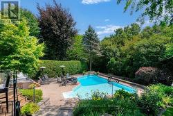 2293 CARPENTERS CIRCLE Oakville, ON L6M 3C6