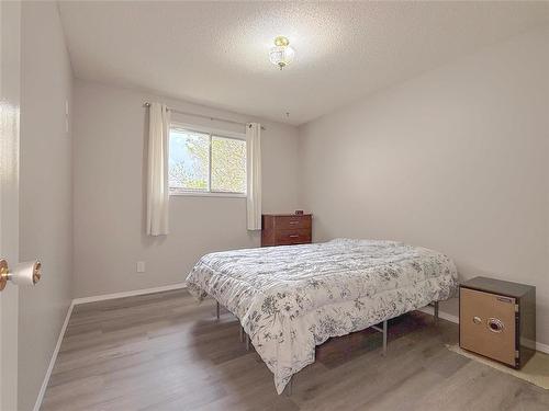 8 Macleod Drive, Brandon, MB - Indoor Photo Showing Bedroom