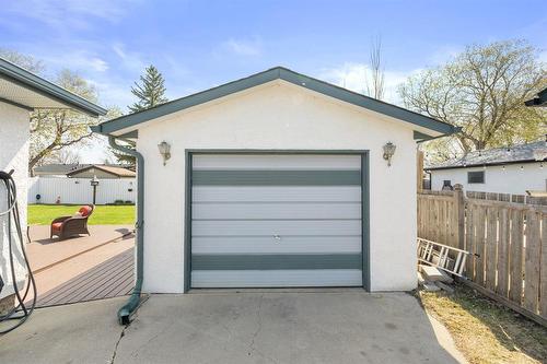 253 Stradford Street, Winnipeg, MB - Outdoor With Exterior