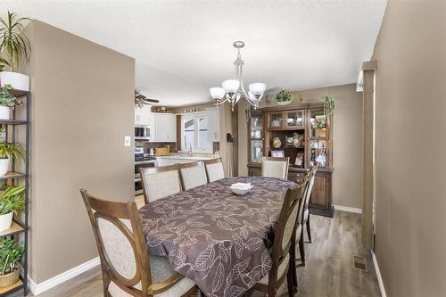 253 Stradford Street, Winnipeg, MB - Indoor Photo Showing Dining Room