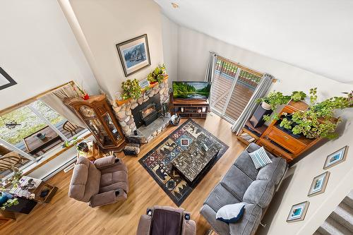 6738 Cameron Pond Road, Wasa, BC - Indoor Photo Showing Other Room