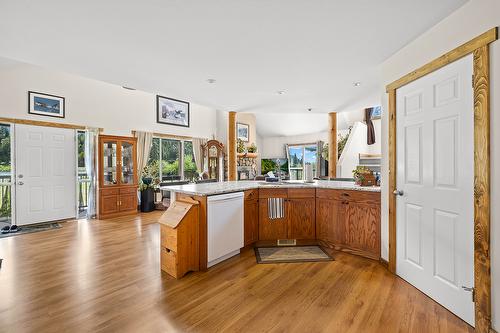 6738 Cameron Pond Road, Wasa, BC - Indoor Photo Showing Other Room