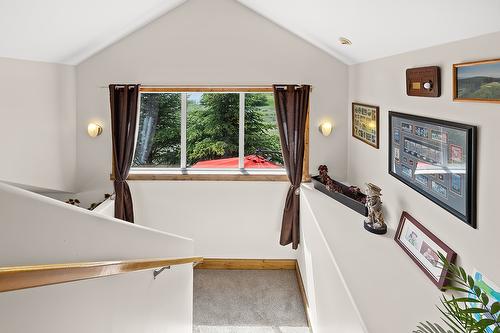6738 Cameron Pond Road, Wasa, BC - Indoor Photo Showing Other Room