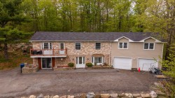 700 Rue Boivin  Sainte-Sophie, QC J5J 2J9