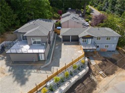 #201-5309 Toms Trnabt Nanaimo, BC V9T 5M9