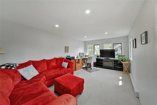 200 Ash St, Winnipeg, MB 