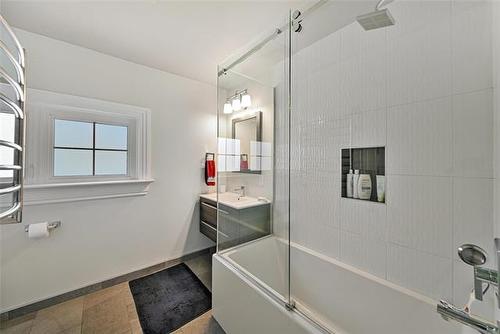 200 Ash St, Winnipeg, MB 
