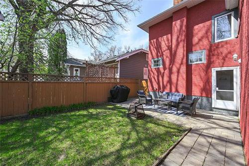 200 Ash St, Winnipeg, MB 