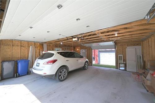 200 Ash St, Winnipeg, MB 