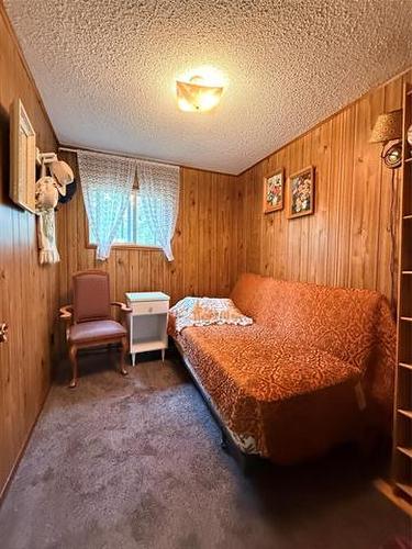 41056 Stead Rd, Gull Lake, MB 