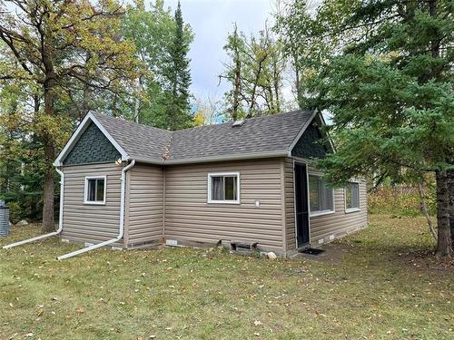 41056 Stead Rd, Gull Lake, MB 