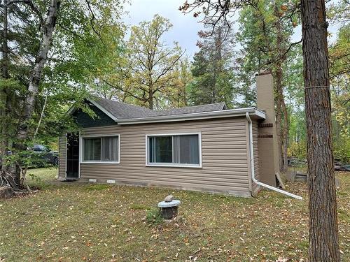 41056 Stead Rd, Gull Lake, MB 