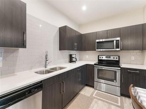 721-1355 Lee Blvd, Winnipeg, MB 